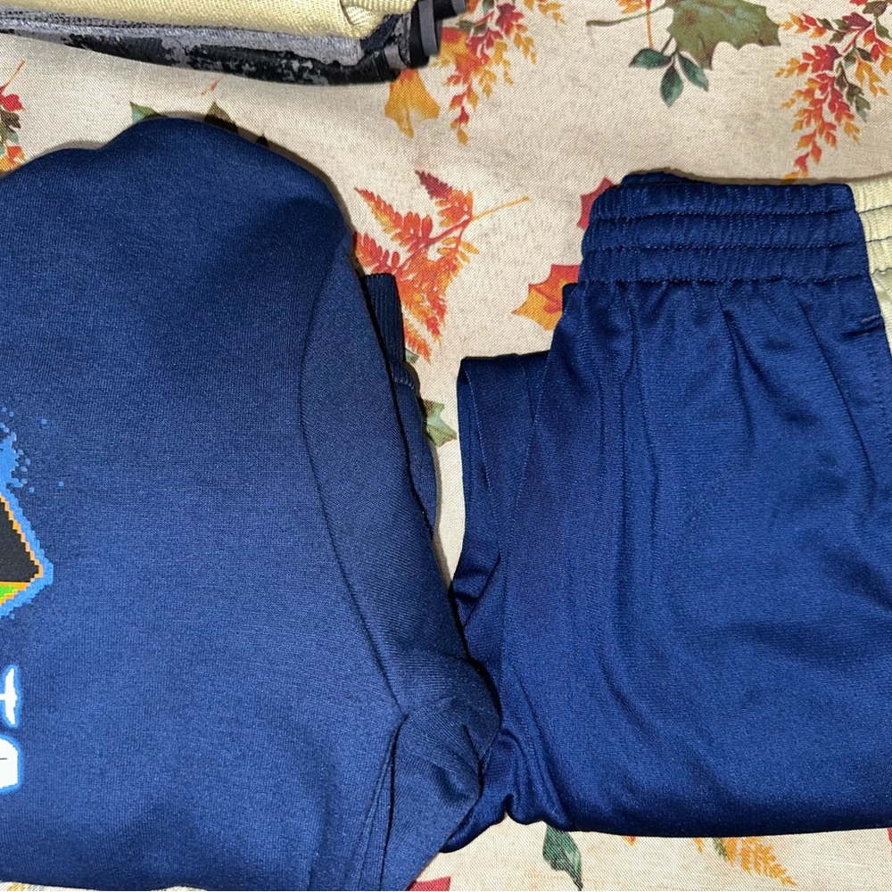 Boys clothing bundle lot. 10/12 youth - Picture 5 of 9
